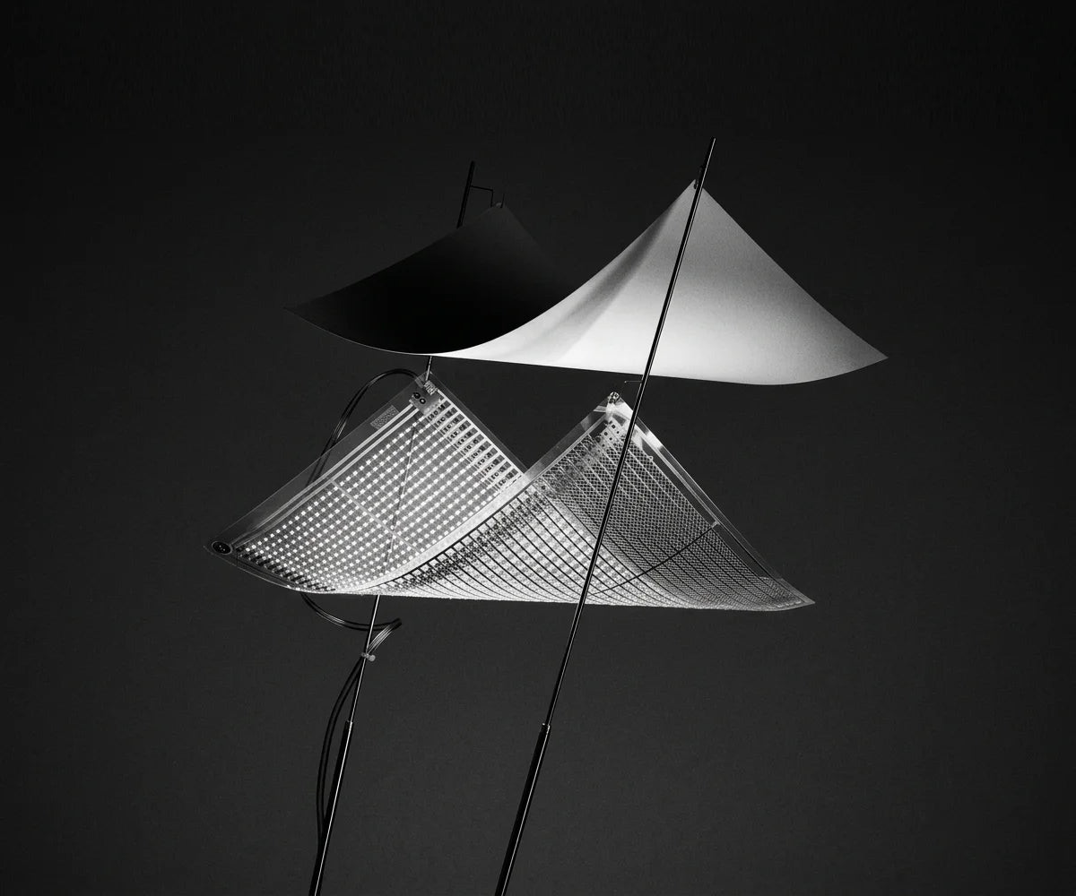 Oggetto di design illuminazione selezionato da 10 10 Circle come esempio di prodotto curato