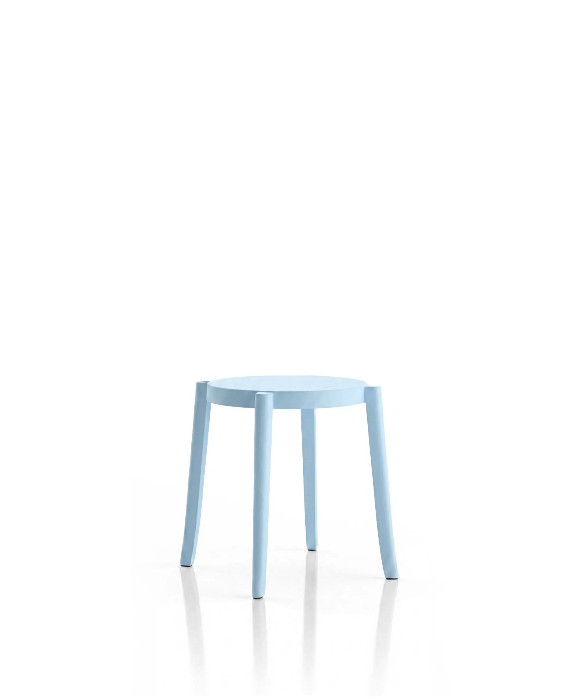 Sgabello Torre design Alban Le Henry altezza 45 cm in polipropilene riciclato blu ghiaccio