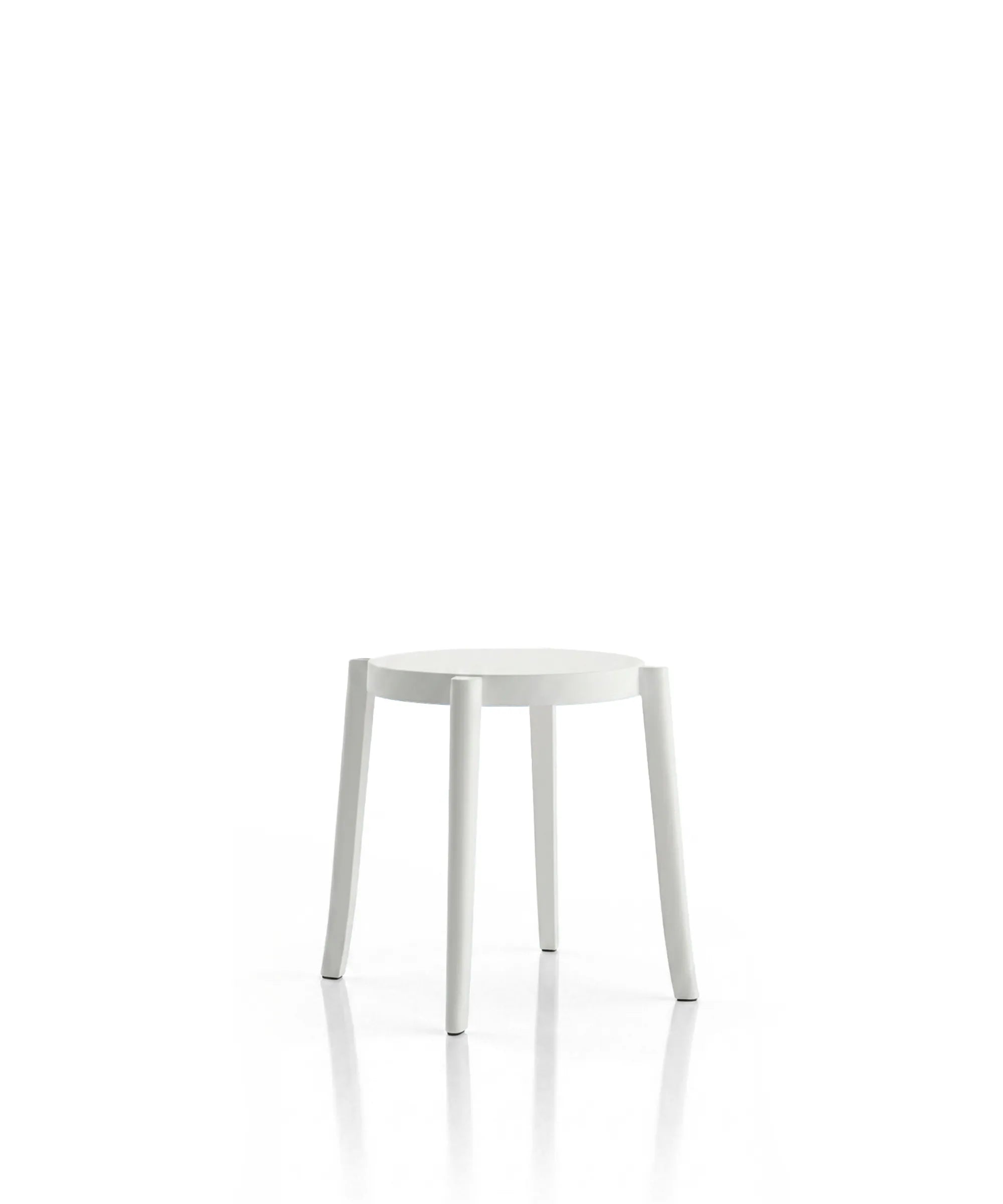 Sgabello Torre design Alban Le Henry altezza 45 cm in polipropilene riciclato bianco