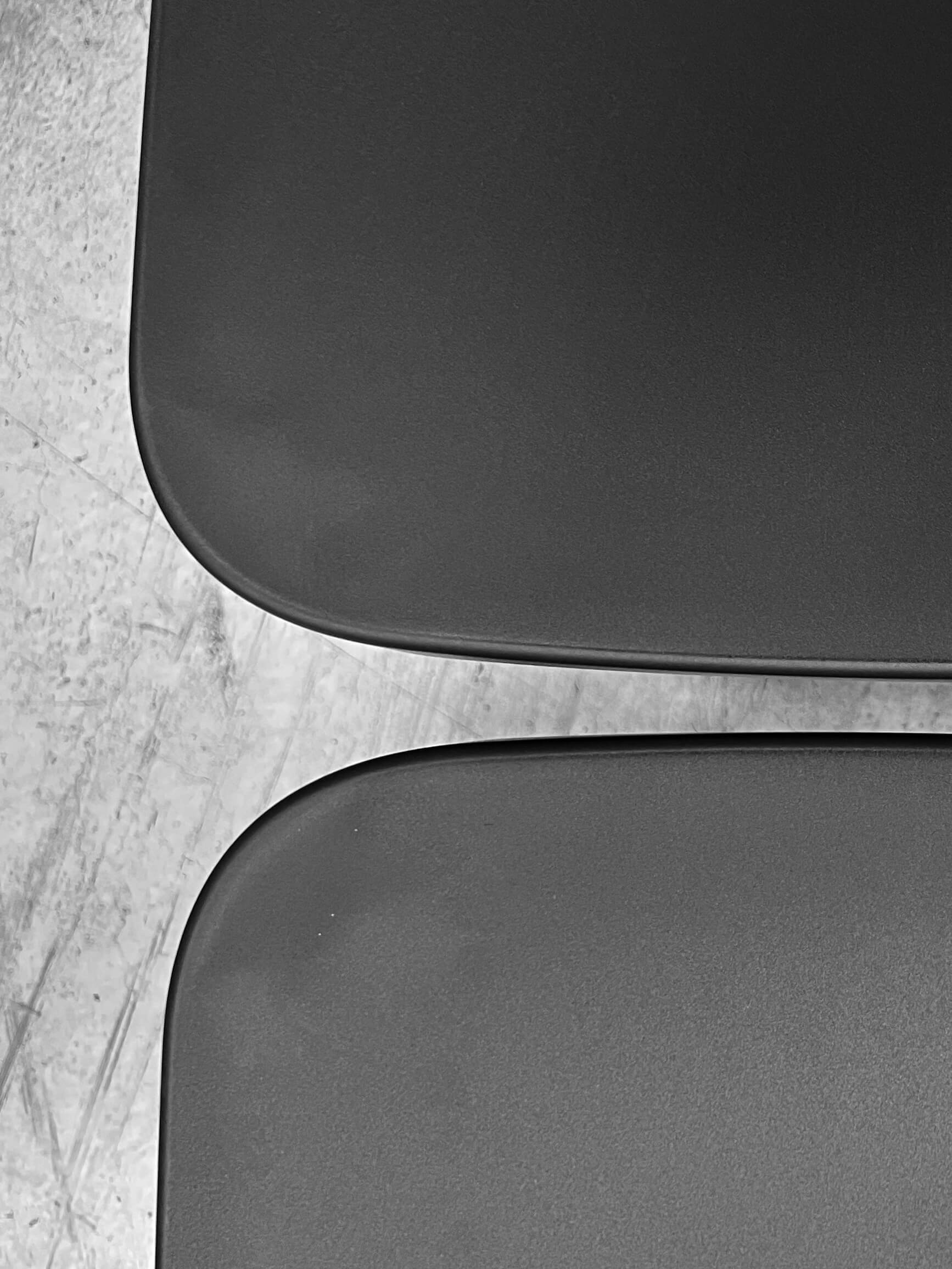 dettaglio di oggetto di design con lieve difettosità nella collezione Re-born