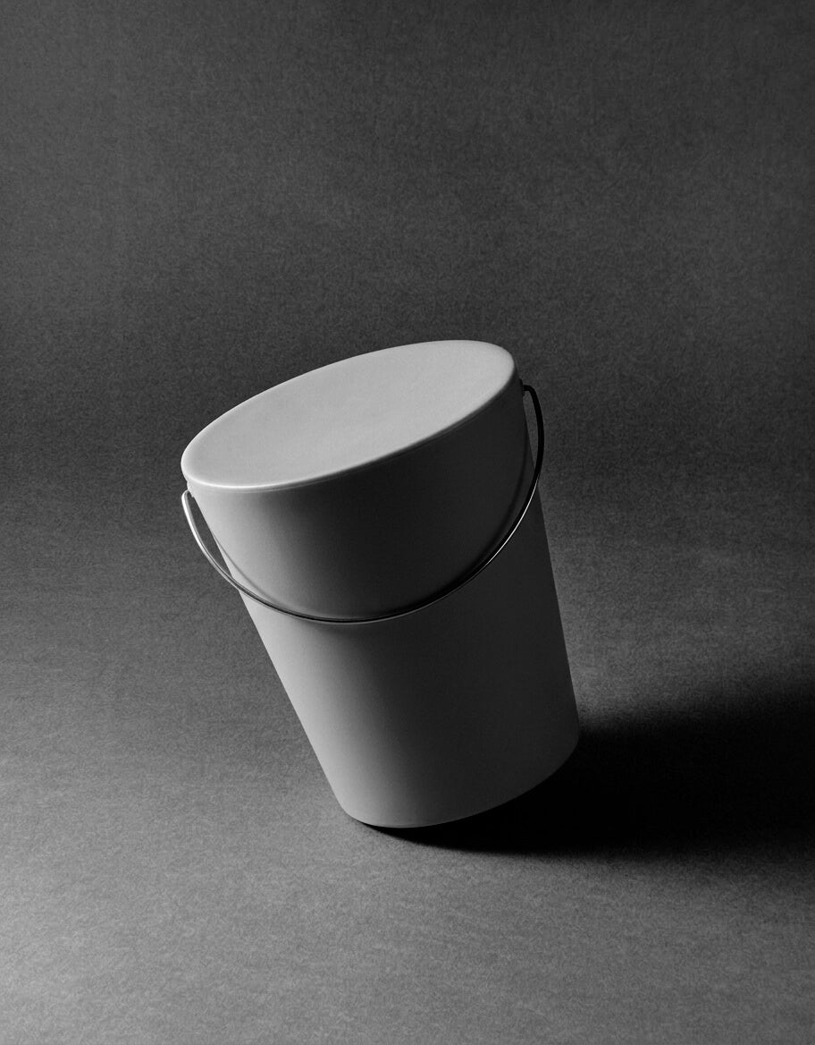 Moving Stool di Gabriele Pezzini nella selezione Archive di 10 10 Circle