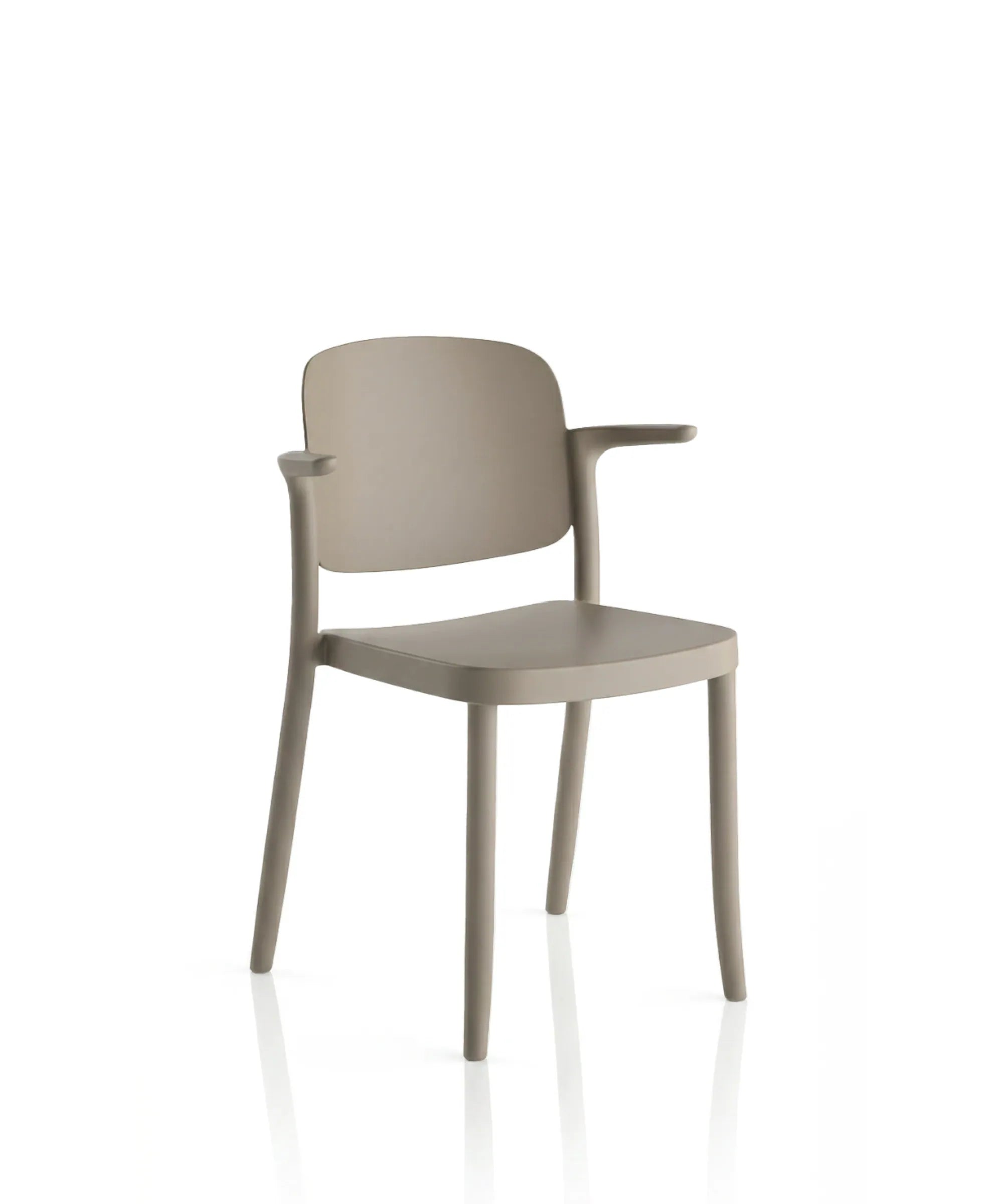 Sedia con braccioli Piazza 2 design Jun Yasumoto in polipropilene riciclato grigio caldo